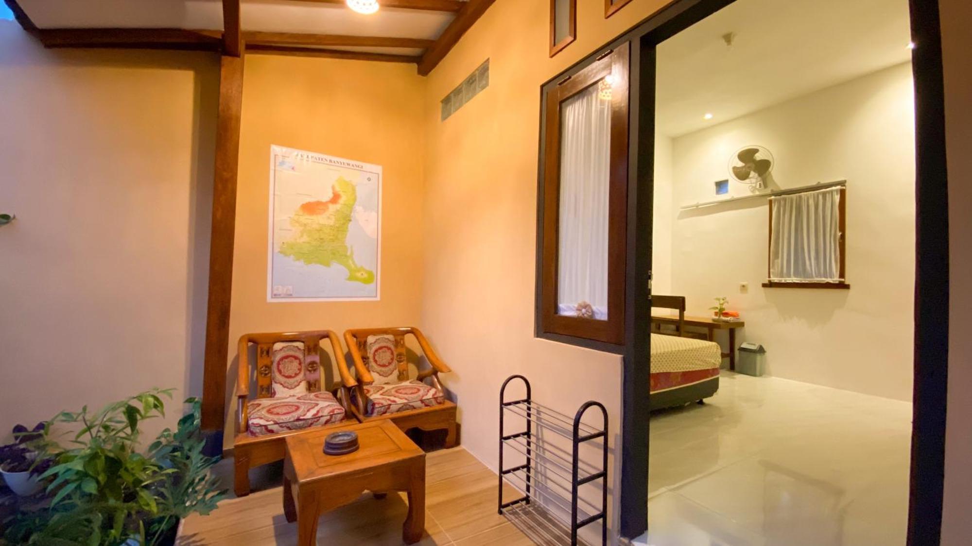 Nitha Homestay Banyuwangi  Exterior photo